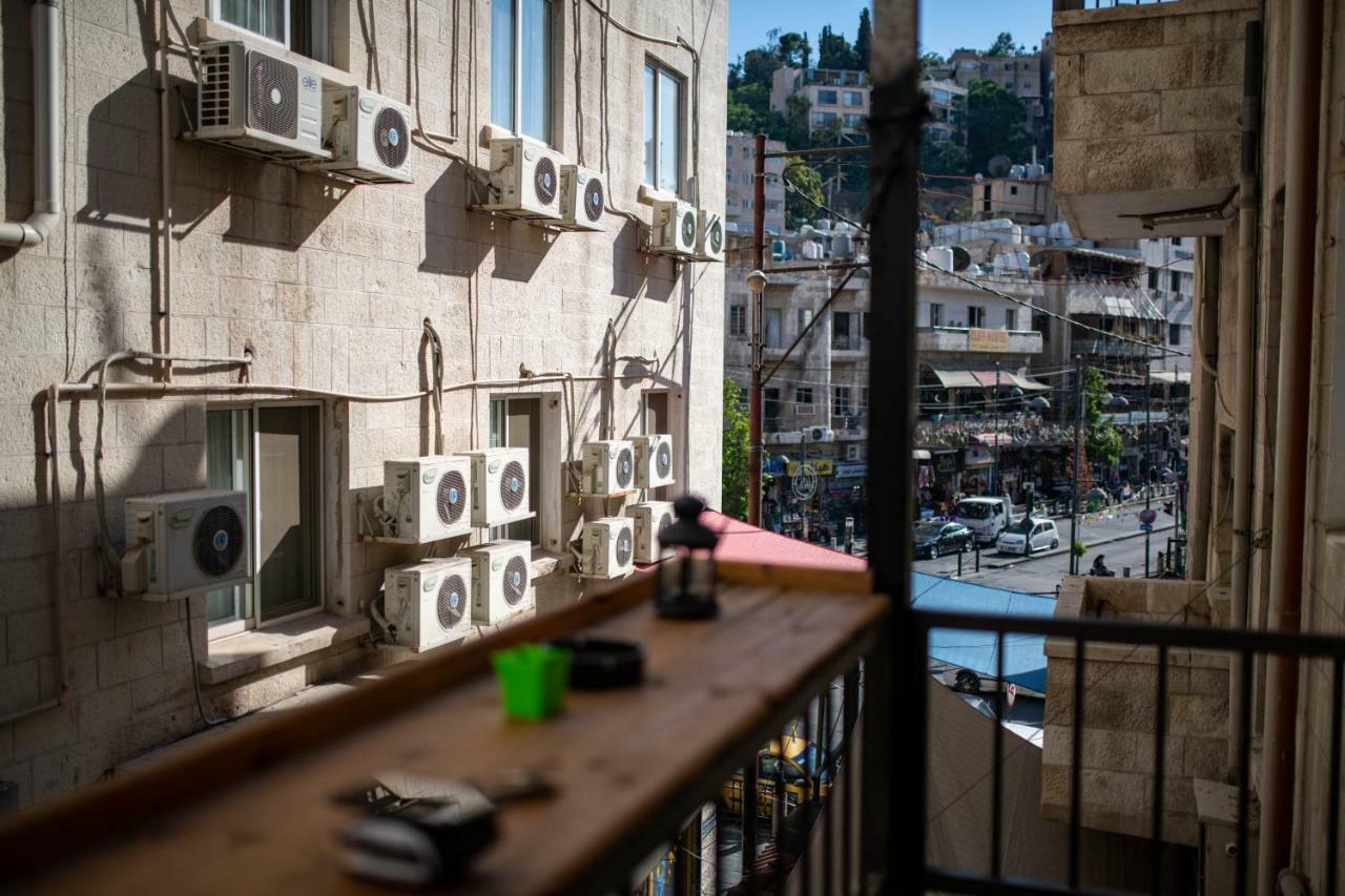 The Cabin Hostel Amman Exterior foto